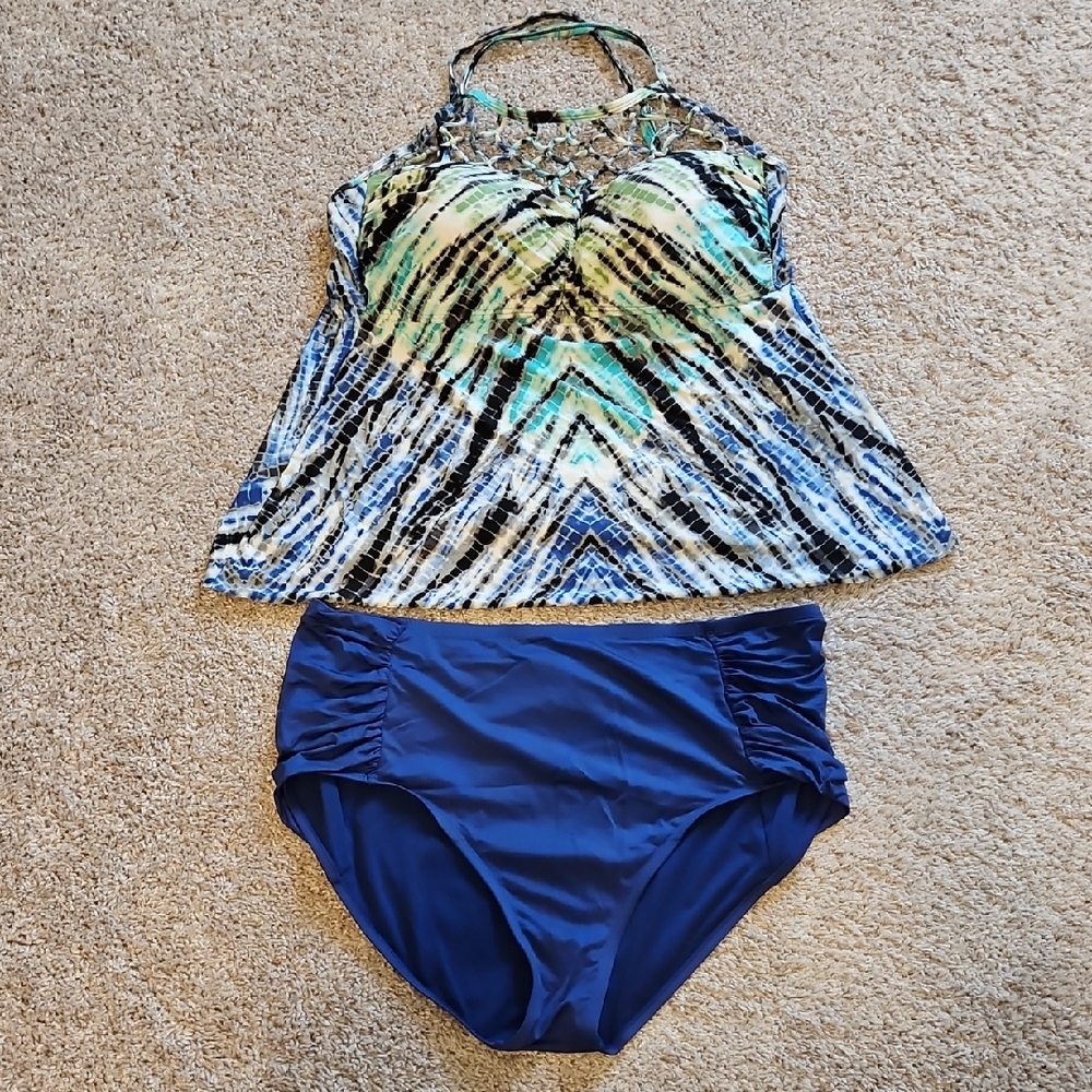 Apt. 9 Tie Dye Lattice Tankini with Solid Blue Briefs